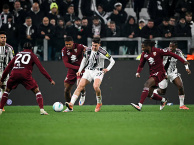 Juventus bị Torino cầm hòa, Spalletti lập cột mốc không vui