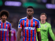 Liverpool tăng tốc vì Marc Guehi