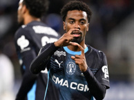 Angel Gomes lập công, Marseille thắng nghẹt thở Auxerre dù chơi thiếu người
