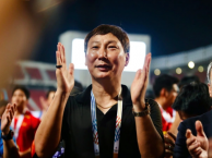 Báo Indonesia ngả mũ trước 'phù thủy' Kim Sang-sik sau kỳ tích SEA Games 33