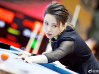 Vẻ đẹp của nữ hoàng billiards Trung Quốc