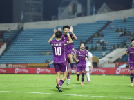 Becamex TP.HCM hồi sinh dưới tay HLV Đặng Trần Chỉnh: Chiến thắng Thiên Trường và nỗi lo Minh Khoa