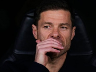Xabi Alonso vẫn giữ ghế Real Madrid nhờ ủng hộ từ phòng thay đồ