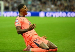 Chấm điểm Barcelona: Tuyệt đỉnh Marcus Rashford