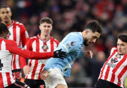 Chấm điểm Man City: Điểm tựa hàng thủ; Điểm sáng Cherki