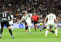 Chấm điểm Real Madrid: Valverde xuất sắc nhất, Vinicius mất tích