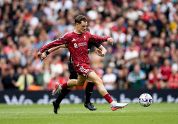 Chấm điểm Liverpool: Điểm sáng Munoz; Dấu ấn từ 'số 10'