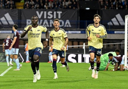 Chấm điểm Arsenal: Saka gánh vác hàng công, Havertz gây thất vọng