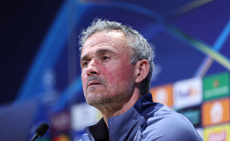 Enrique ngỡ ngàng trước chiến thuật lạ lẫm của Slot