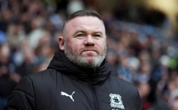 Wayne Rooney: Man Utd cần ký hợp đồng với Carlos Baleba để giải phóng Bruno Fernandes