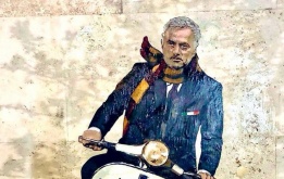 Chưa đến Roma, Mourinho đã được nhận món quà đặc biệt