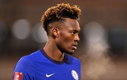 'Abraham có thể gia nhập Arsenal'