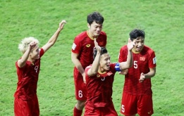 AFC thưởng lớn cho ĐT Việt Nam; V-League có thể đá tập trung