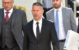 Ryan Giggs bị tố đối xử với bạn gái cũ như nô lệ