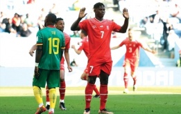 Mẹ của Embolo chỉ trích LĐBĐ Cameroon và Eto'o