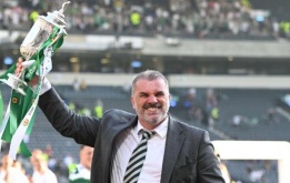 Ange Postecoglou - HLV mới của Tottenham là ai?
