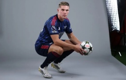Gyokeres đến Arsenal: Chuyện chưa kể sau mức giá 64 triệu bảng