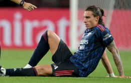Calafiori chấn thương khi gặp Newcastle, Arteta lên tiếng trấn an
