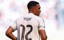 Fan Liverpool tin CLB đã 'cà khịa' Arnold bằng số áo của Bradley