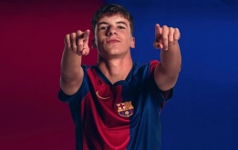 Inigo Martinez rời Barca: Cánh cửa đội một bất ngờ mở ra cho ngọc quý La Masia