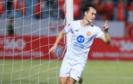 Văn Toàn quyết tâm trở lại sân cỏ đầu năm 2026