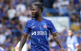 Leeds United 'nhắm' Raheem Sterling, thương vụ tháng Giêng sắp thành hiện thực