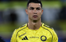 Ronaldo bỏ túi 2,5 triệu bảng dù đình công 5 ngày