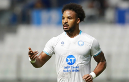 HLV Nam Định đổ lỗi cho V-League khi Xuân Son tịt ngòi 3 trận