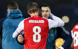 Odegaard và 3 sao Arsenal có thể bị bán tháo mùa hè