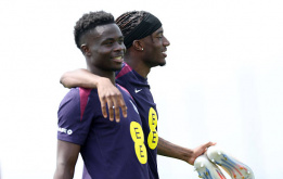 Thời cơ vàng để Madueke soán ngôi Saka tại tuyển Anh