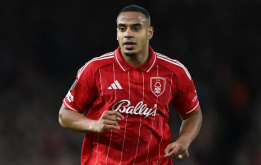 5 trung vệ khuấy đảo chợ hè: MU tranh Lukeba, Real săn Konate