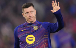 Sự thật ngã ngửa vụ Barca giữ chân Lewandowski