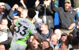 Neville kinh ngạc trước tầm ảnh hưởng của Nico O'Reilly