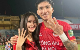 Cách phản ứng trái ngược của vợ chồng Văn Hậu trước tin đồn