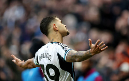 Newcastle và canh bạc 74 triệu bảng thay thế Bruno Guimaraes