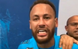 Neymar nổi cơn lôi đình, lăng mạ đối thủ trong đường hầm