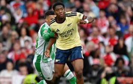 Vì sao Arsenal cự tuyệt Man Utd vụ Lewis-Skelly?