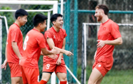 HLV Kim Sang-sik chọn đội hình nào để hóa giải Malaysia?