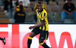 Tương lai Moussa Diaby bất định bởi những cú 'quay xe' liên tục của Al-Ittihad