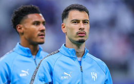Huyền thoại trách CĐV Arsenal đối xử tệ với Gabriel Martinelli