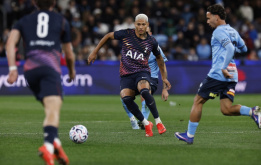 Mượn lời thầy cũ, Richarlison công khai chỉ trích De Zerbi