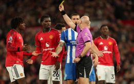 Đội trưởng Brighton bị hàng xóm 'tuýt còi' vì chỗ đỗ xe