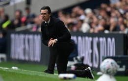 Emery có phải lời giải thay Carrick cho MU?