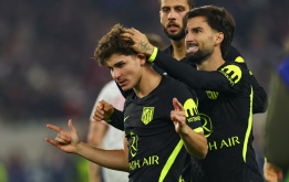 Arsenal vỡ mộng chiêu mộ Julian Alvarez vào tháng Giêng