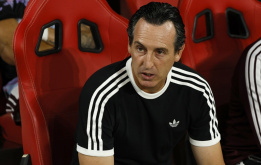 Carragher đã sai về Unai Emery và Man Utd