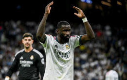 Alonso muốn đưa Antonio Rudiger trở lại Chelsea