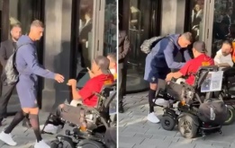 Cristiano Ronaldo ghi điểm vì hành động nhân ái với fan đặc biệt