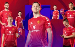 Man Utd dẫn đầu doanh số áo đấu sân bay Anh dù mùa giải thất vọng