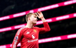 Rasmus Hojlund quyết ở lại Man United bất chấp thử thách và áp lực