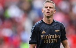 Arsenal đứng trước quyết định khó về tương lai Oleksandr Zinchenko